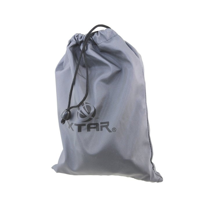 Ładowarka do akumulatorów cylindrycznych Li-ion i NiMH Xtar VC4