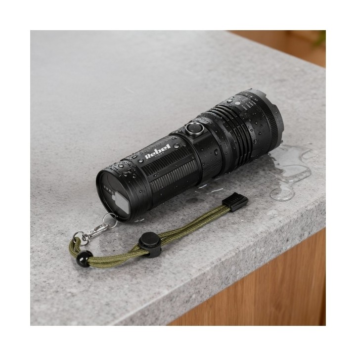 Latarka akumulatorowa dużej mocy (20W)