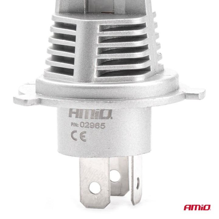 Żarówki samochodowe LED seria X1 H4/H19 6500K Canbus AMIO-02965