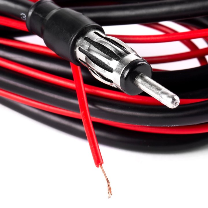 Antena samochodowa 40 cm ze wzmacniaczem ANT08 AMIO-01511