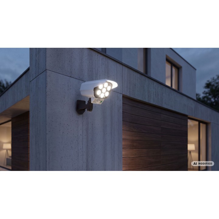 Lampa solarna - atrapa kamery monitoringowej