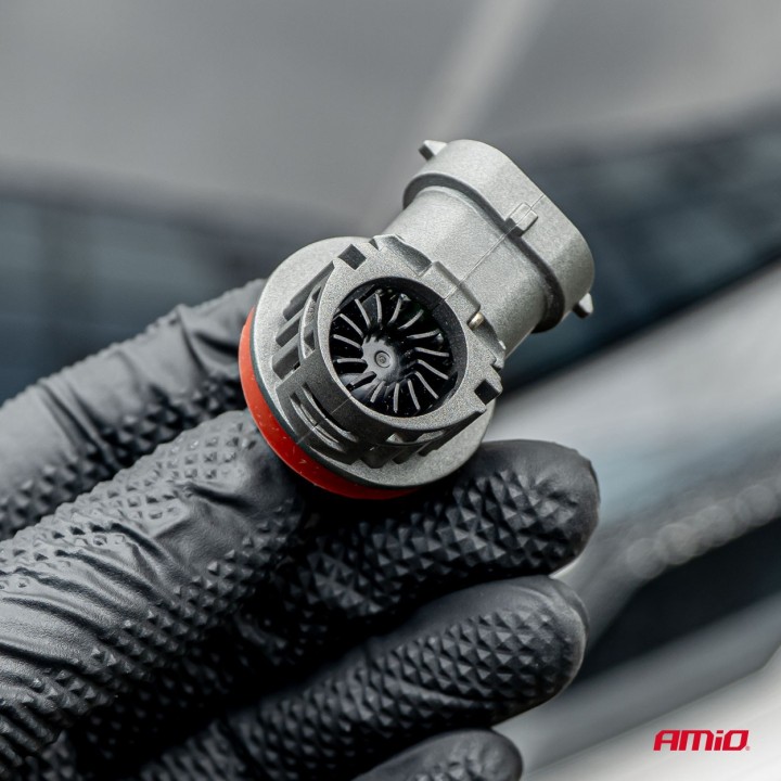 Żarówki samochodowe LEDr z homologacją drogową R37 E-MARK H11 PnP FAN 18W AMIO-05120