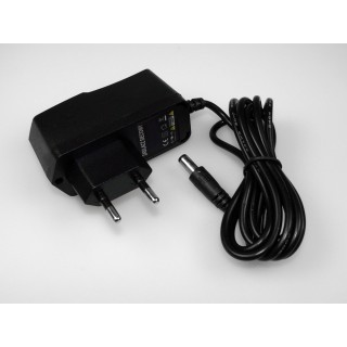 Zasilacz impulsowy wtyczkowy 5V/2,0A DC 2,1/5,5