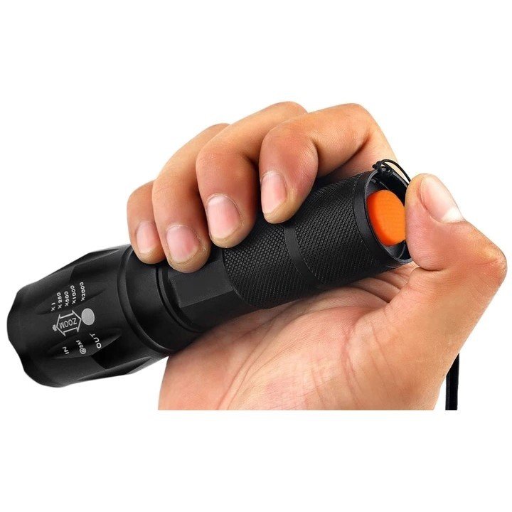 Latarka taktyczna XML-T6 LED VA0016 VAYOX