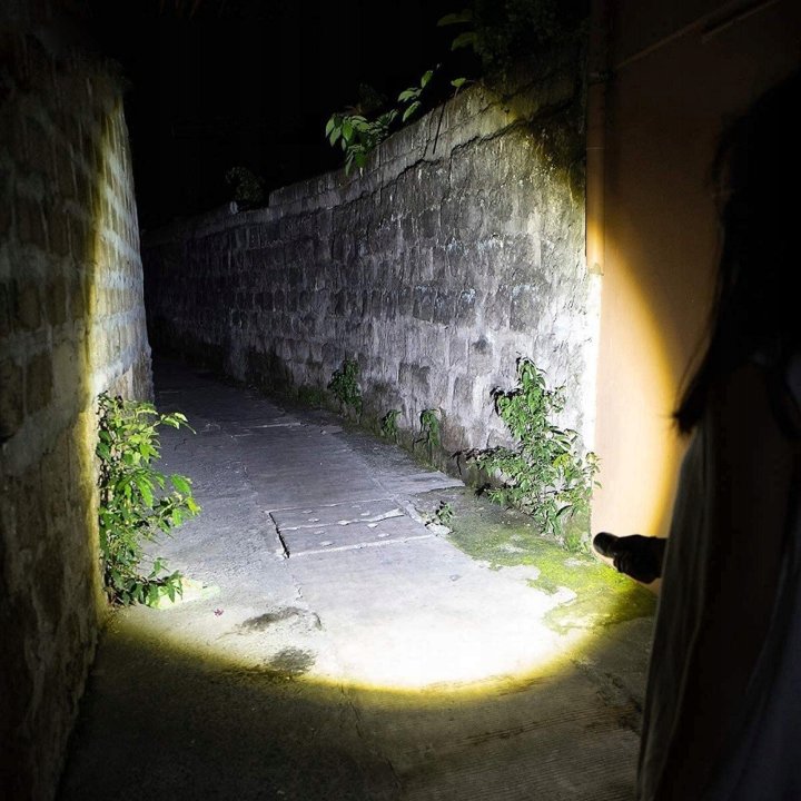 Latarka taktyczna XML-T6 LED VA0016 VAYOX